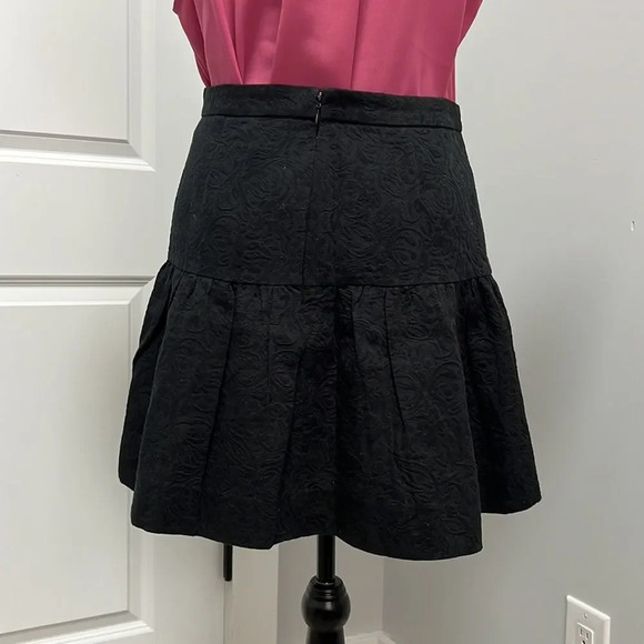 J.Crew women’s skirt mid ruffle to bottom black size 4 - Picture 2 of 5